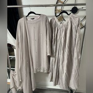 Women's Light Gray Palazzo Pants - Elegant Neutral Palazzo